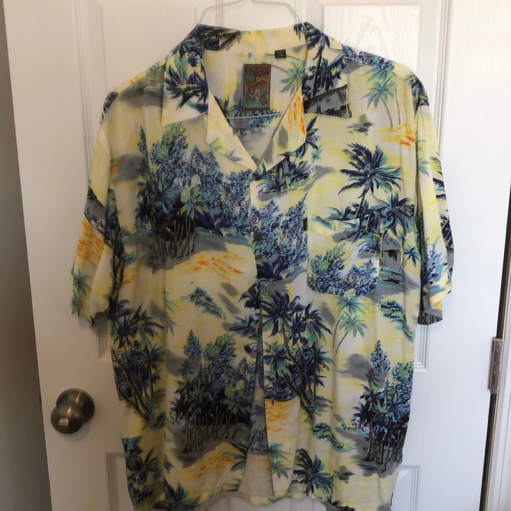 Vintage Hawaiian shirt